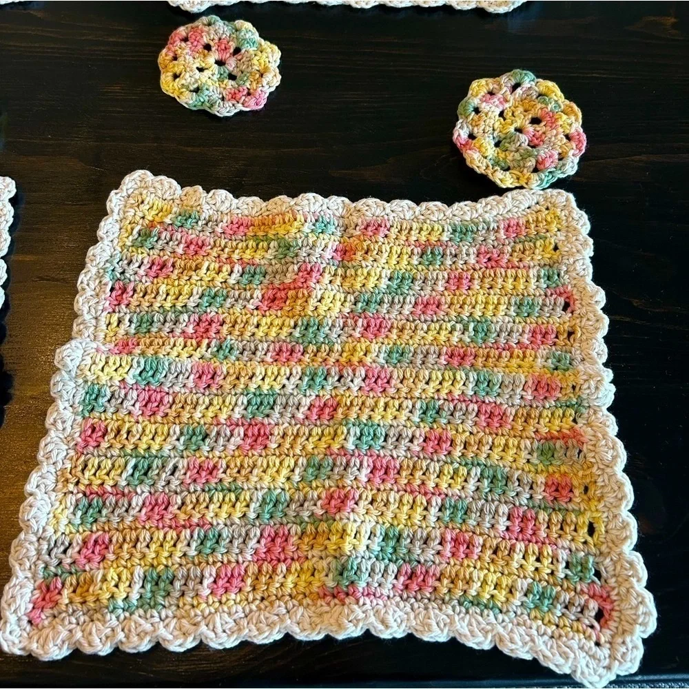 Vintage Hand Knit Set of Four Placemats and Coasters. Vintage charm. Handmade.